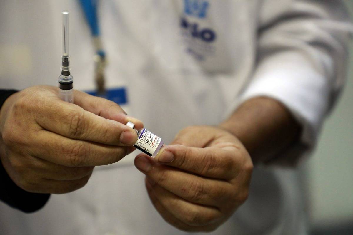 Rio amplia vacinação contra variante da Covid-19 para pessoas a partir de 60 anos