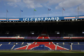 Champions League - Semi Final - Second Leg - Paris St Germain v Arsenal