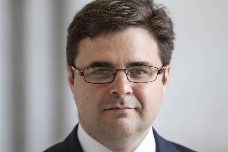 Negociação do tarifaço precisa ocorrer fora do campo político, diz ex-assessor de Obama