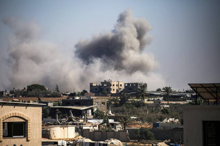 Míssil de Israel atinge crianças palestinas que buscavam água em Gaza