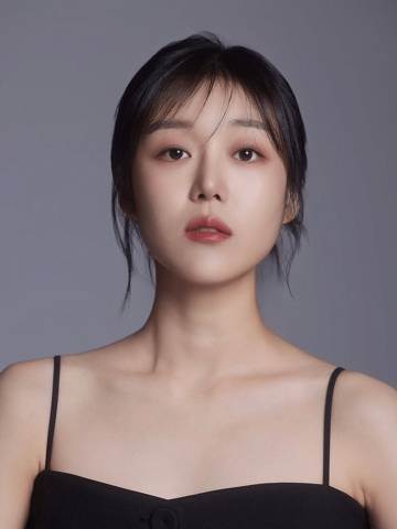 A atriz sul-coreana de k-dramas Kang Seo Ha