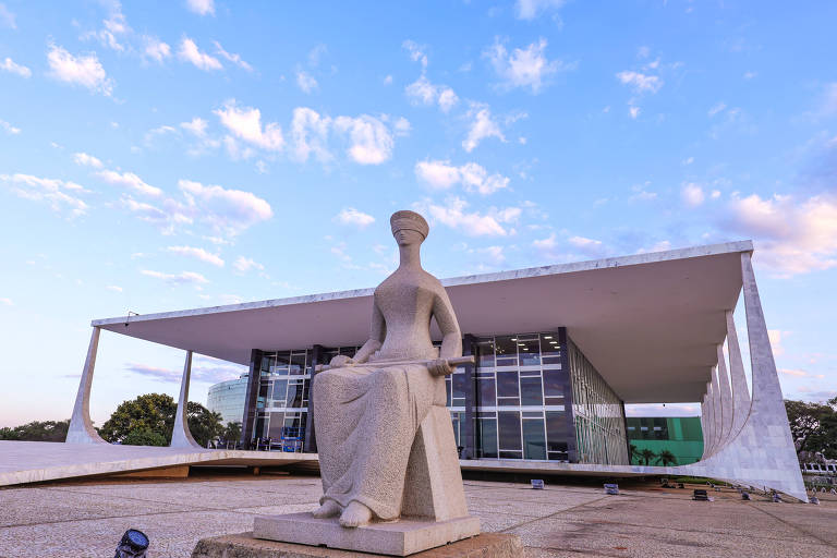 Moraes afasta prefeito de Embu-Guaçu e determina posse do vice