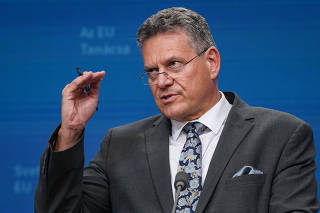 BELGIUM-BRUSSELS-EU TRADE CHIEF-DANISH FM-U.S.-TARIFFS-PRESS CONFERENCE