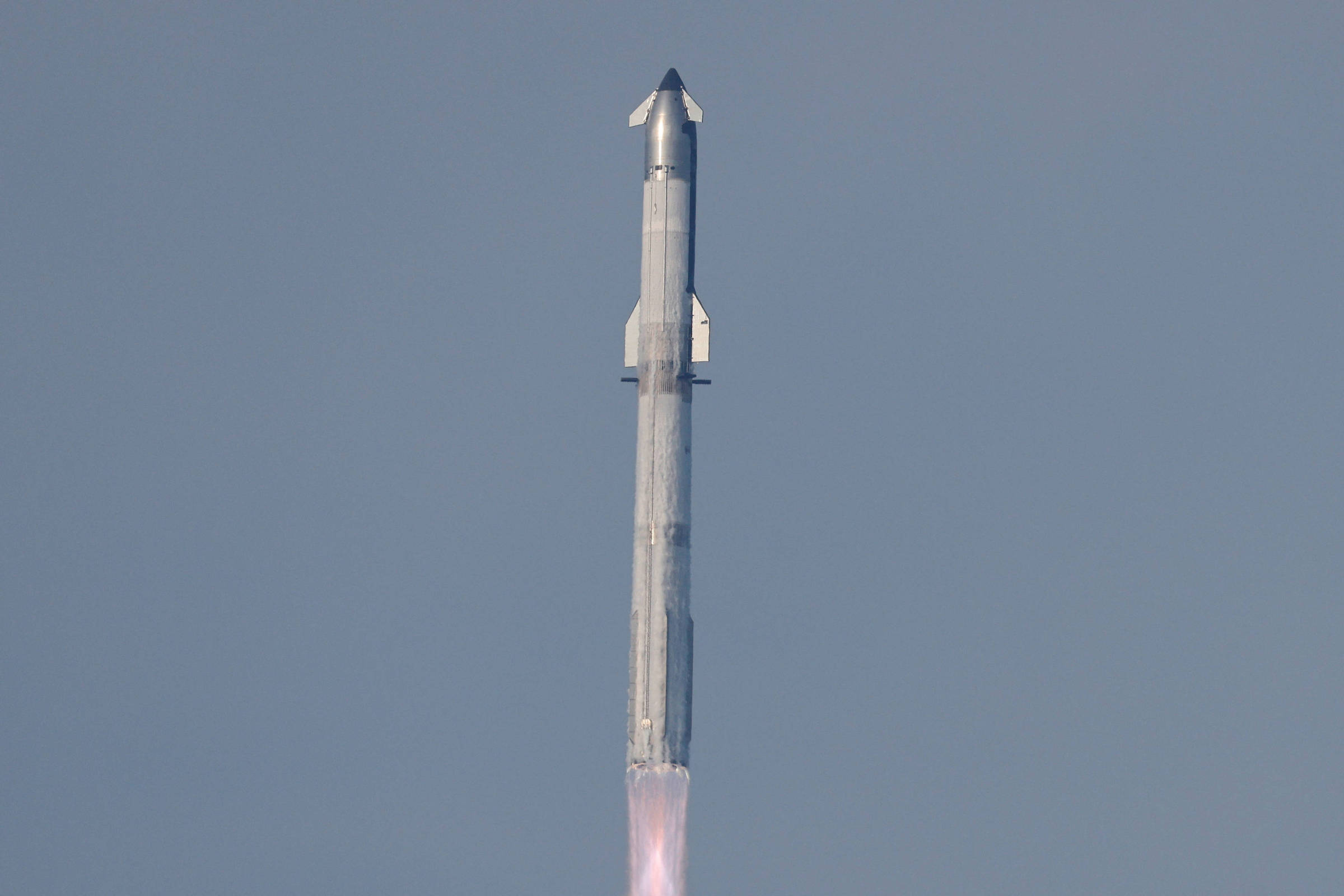 SpaceX quer usar Starship para testes de medicamentos no espaço