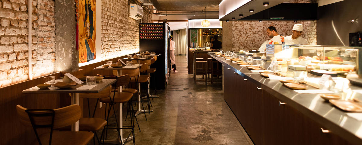 Ambiente do Standing Bar Sushi, restaurante em Pinheiros
