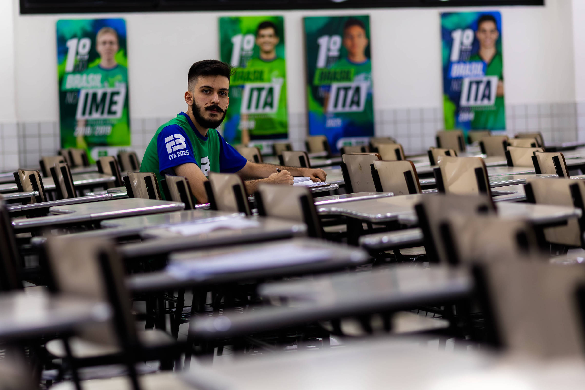 Saiba como funcionam os vestibulares do IME e ITA e o que fazer para passar