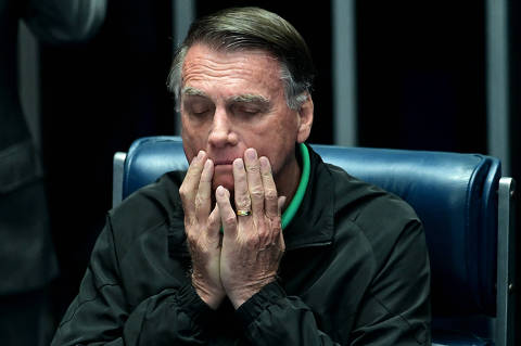 STF fecha cerco contra asilo político com tornozeleira eletrônica em Bolsonaro