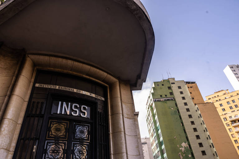 INSS vai ressarcir mais de meio milhão de aposentados vítimas de descontos indevidos até esta sexta