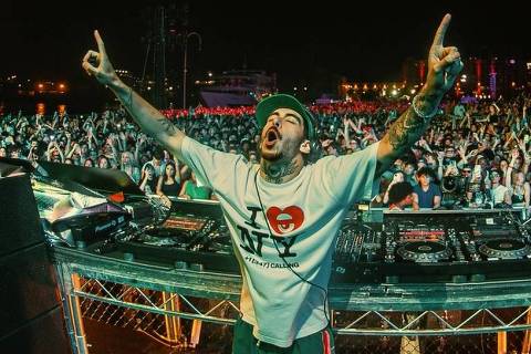 DJ Mochakk