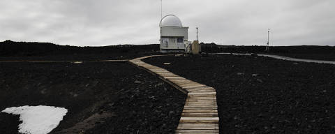 FILE ? The Mauna Loa Observatory on the top of Hawaii Island, Jan. 25, 2023. President Trump?s proposed 2026 budget would put an end to Mauna Loa, along with three other key observatories and almost all the climate research being done by the National Oceanic and Atmospheric Administration. (Erin Schaff/The New York Times) ORG XMIT: XNYT0984