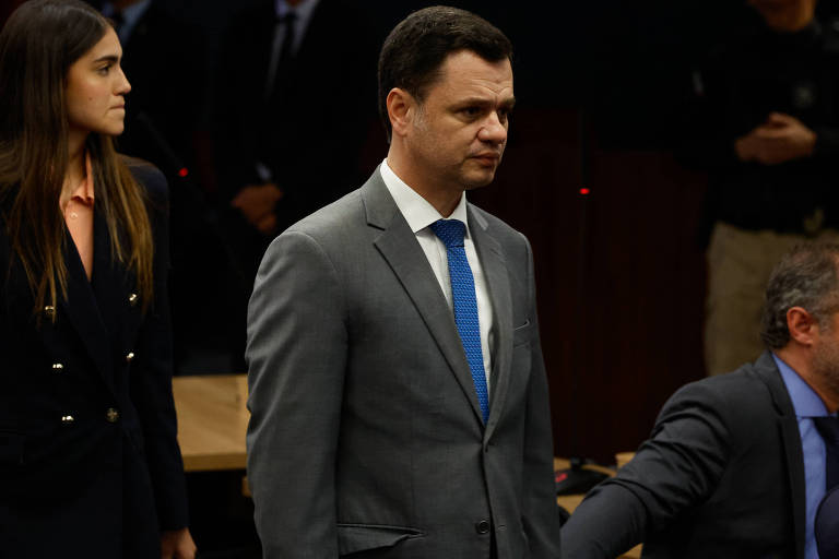 Defesa de Anderson Torres vai protocolar comprovante de voo em processo no STF