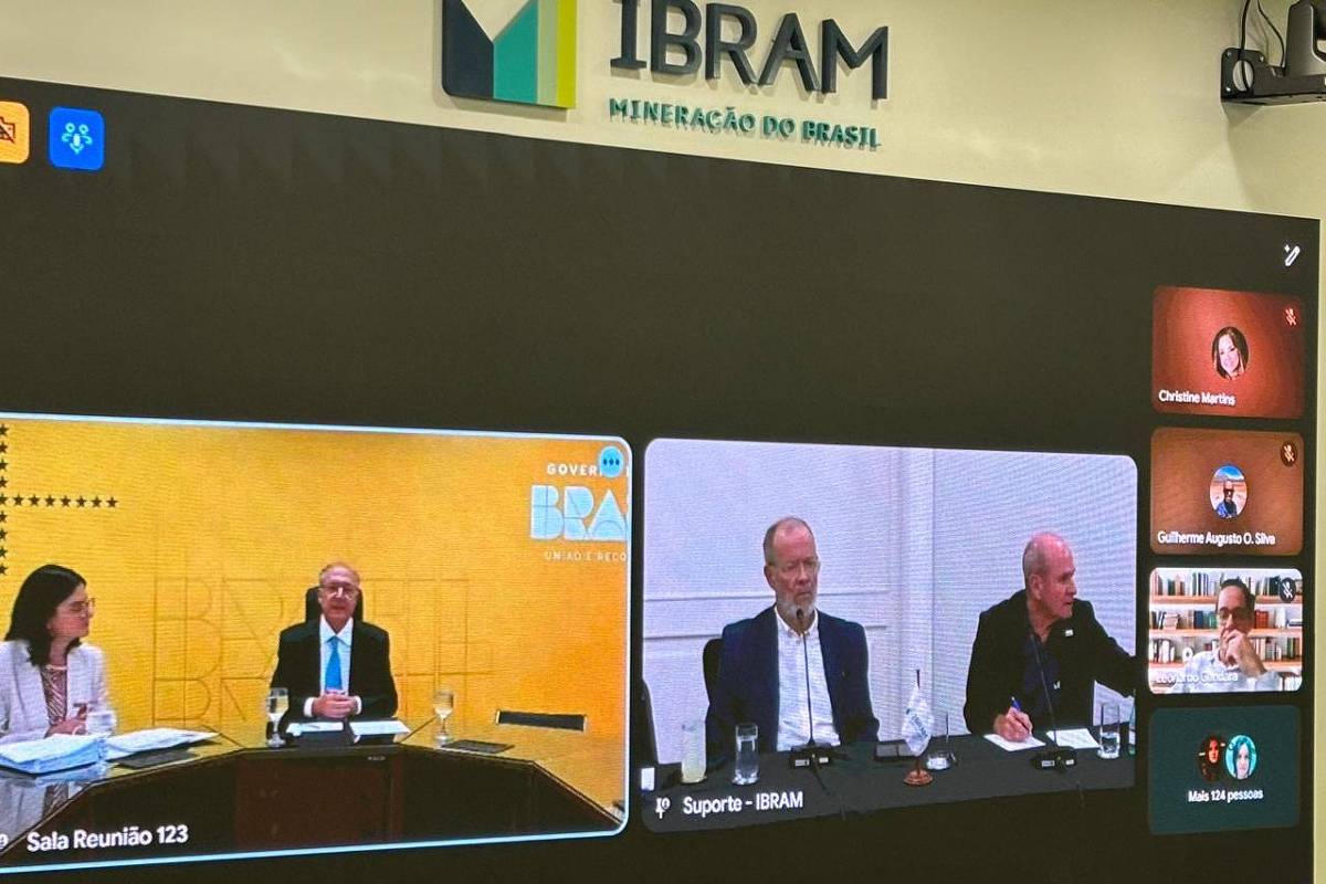 Mineradoras avaliam criação de grupo empresarial para negociar tarifaço com os EUA