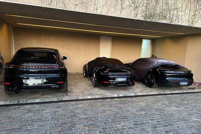 Porsches apreendidos em operação da PF e CGU sobre desvios no Dnit