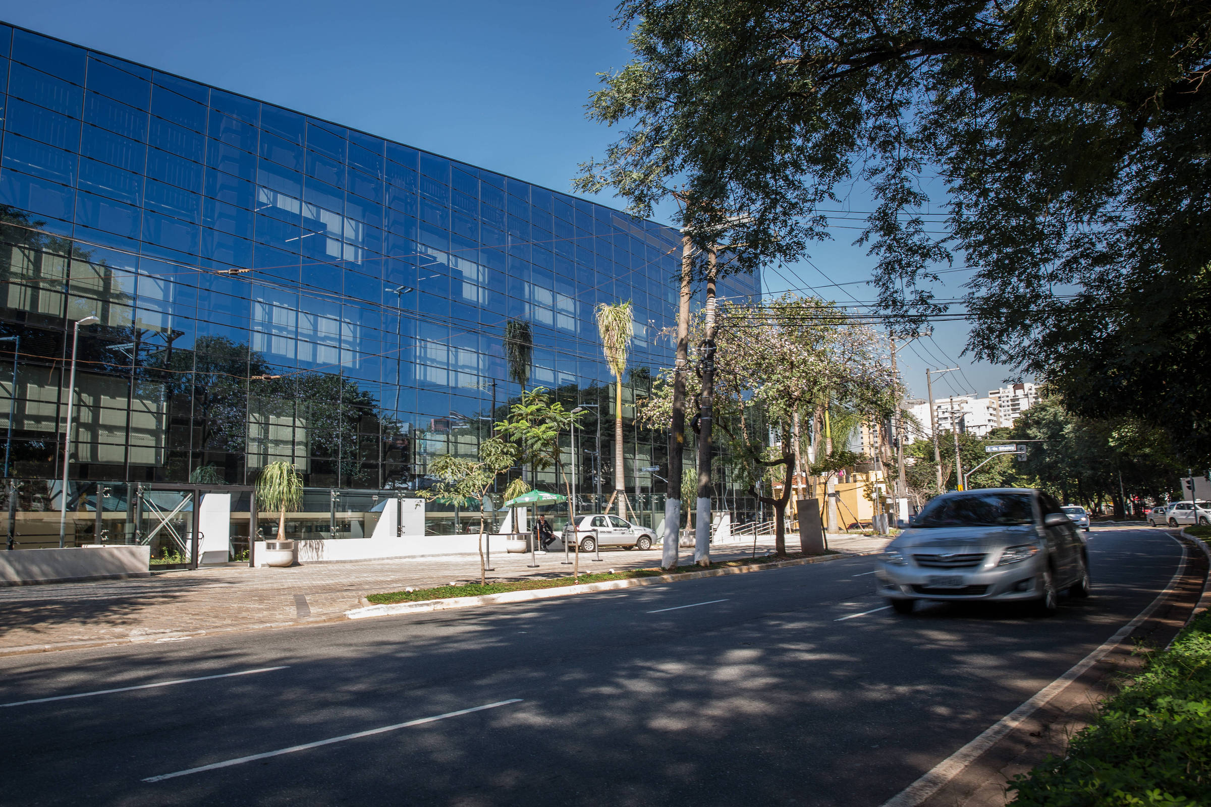 Totvs anuncia que pagará R$ 3,05 bi por ações da Linx para fechar aquisição