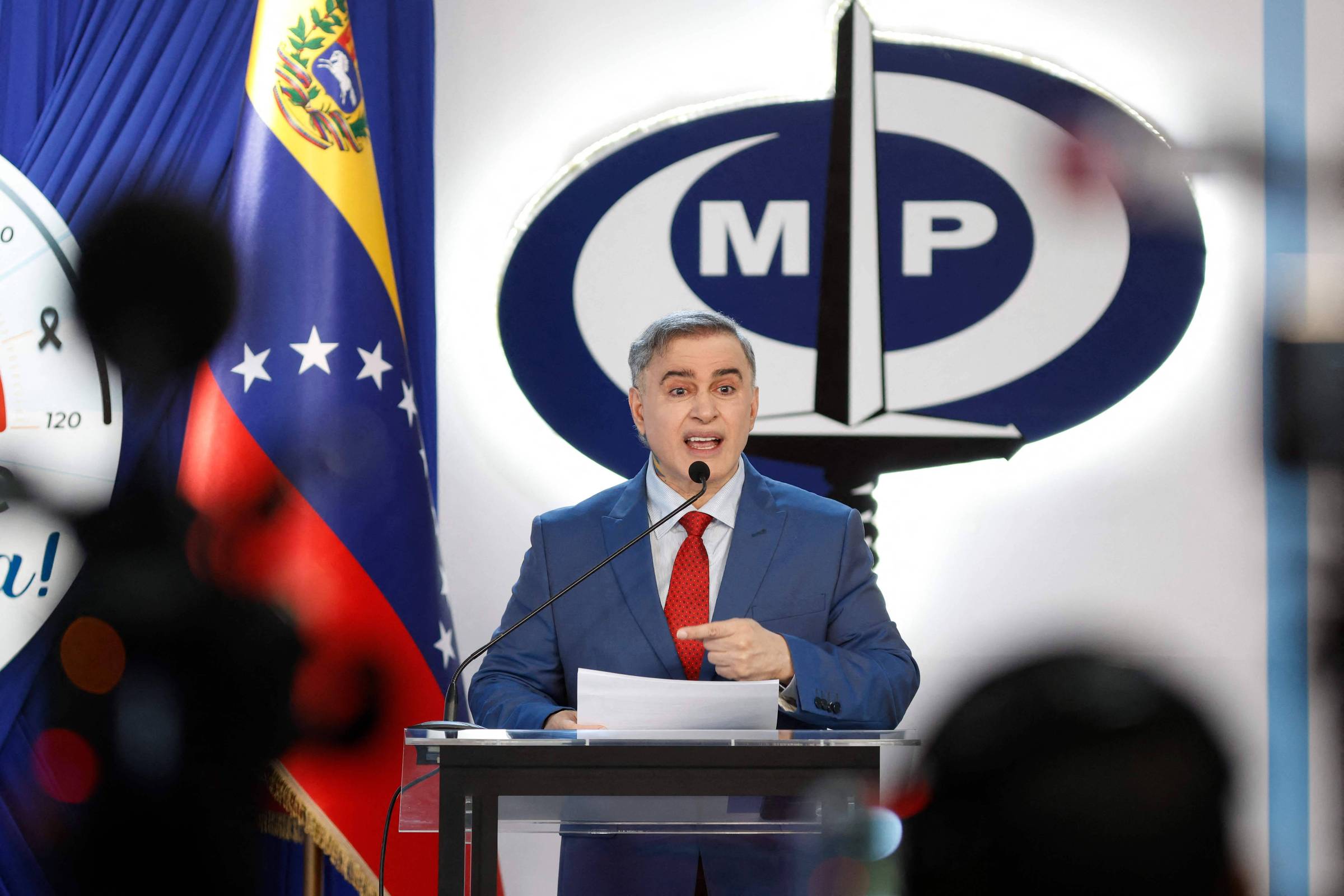 Venezuela acusa Bukele de abusos contra migrantes em prisões de El Salvador