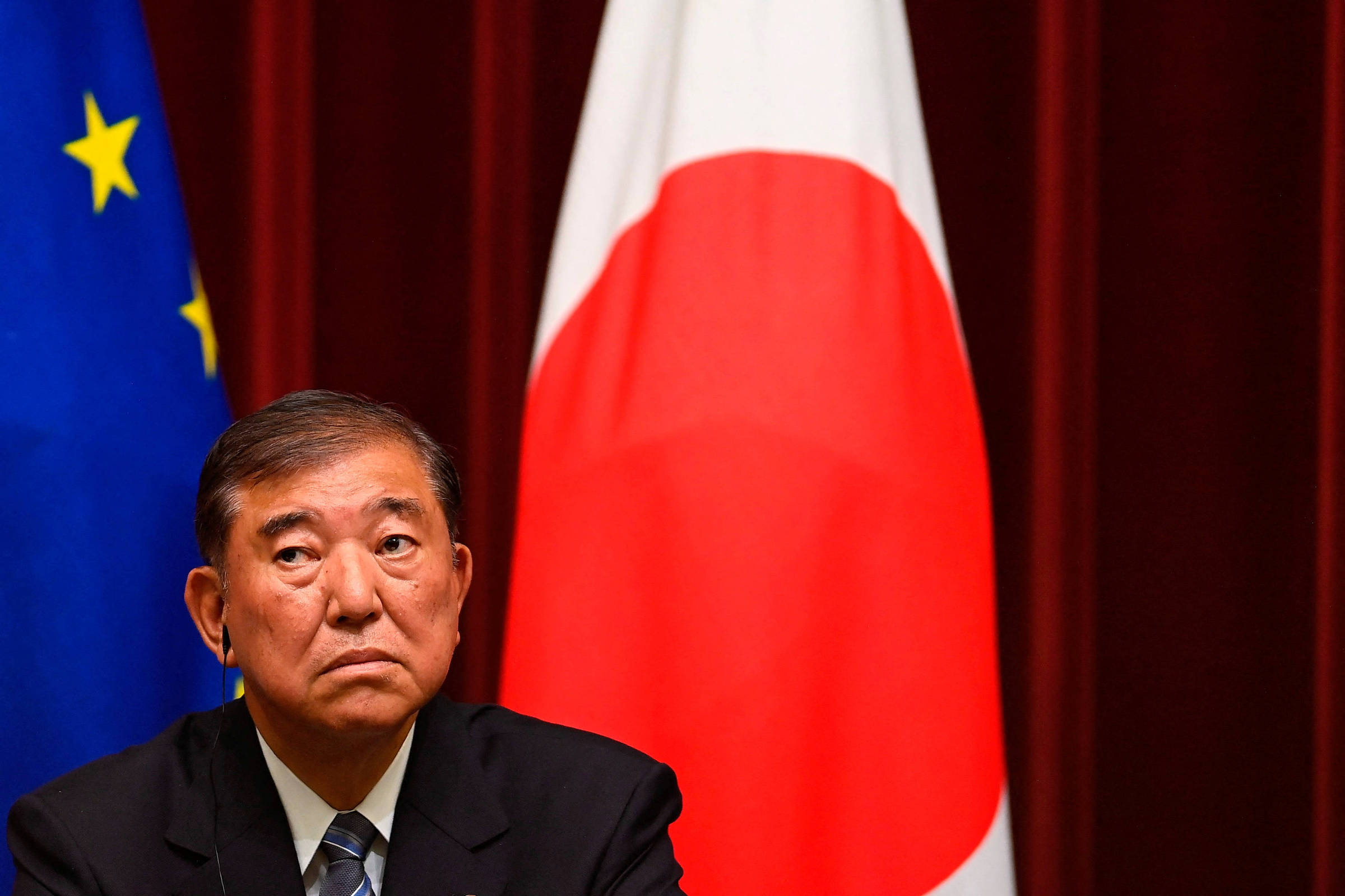 Primeiro-ministro do Japão, enfraquecido nas urnas e sob pressão de 'Trump japonês', nega rumor de renúncia