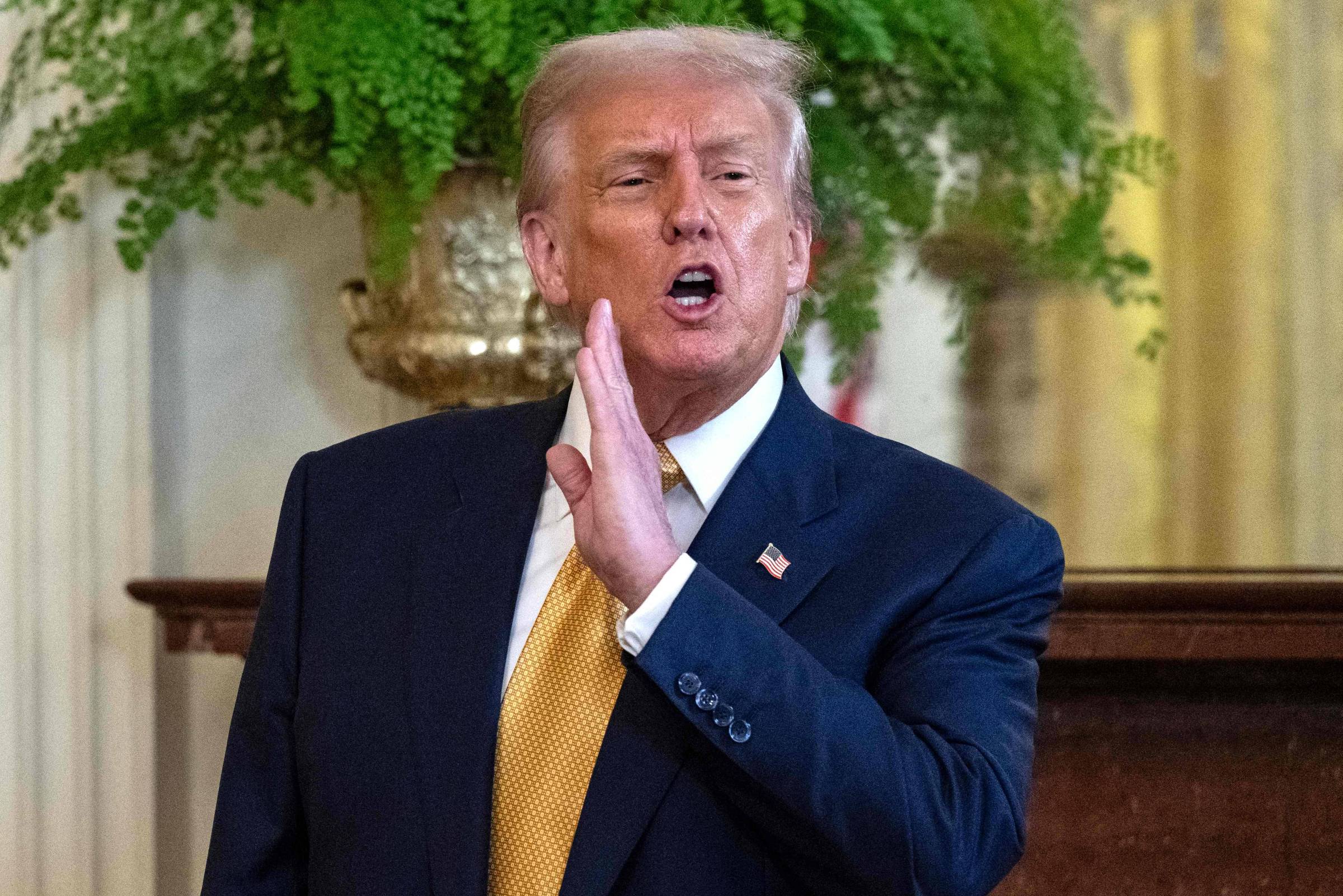 Trump volta a criticar Powell e diz que diretoria do Fed deveria agir