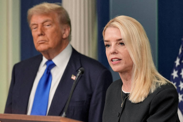 Trump foi informado de que seu nome está em caso Epstein antes de manter sigilo sobre documentos