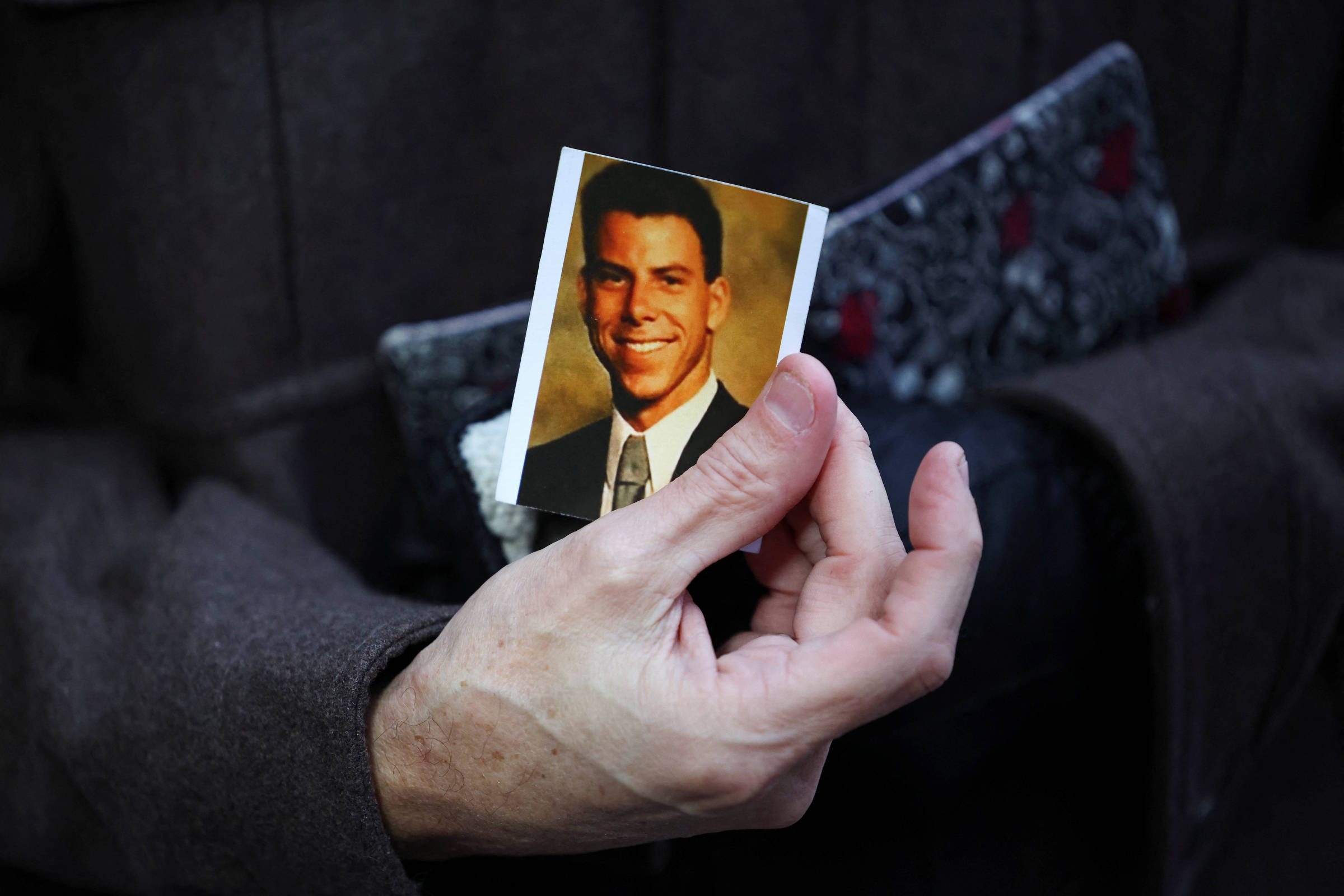 Erik Menendez é hospitalizado com 'condição médica grave', diz advogado