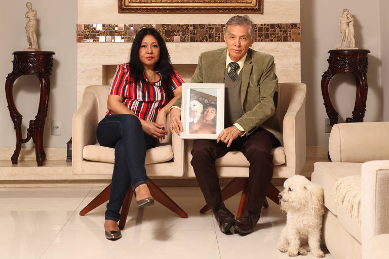 Marco Aurélio, 22, filho do casal Julio Cesar Acosta Navarro e Silvia Mônica Cardenas Prado foi morto por PMs em uma ação na zona sul de São Paulo