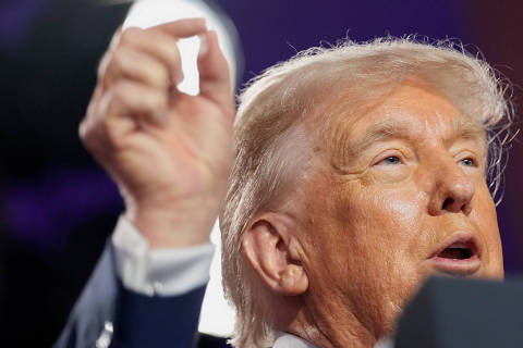 Setores afetados por tarifaço de Trump procuram opções para evitar demissões