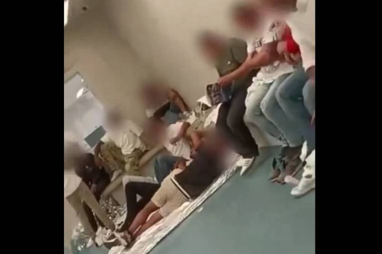 Vídeo gravado por imigrante mostra superlotação em cela do ICE em Nova York