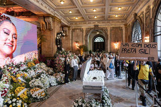 VELÓRIO PRETA GIL
