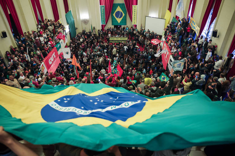 Centrais sindicais querem atrair entidades de ato na São Francisco para 7 de Setembro