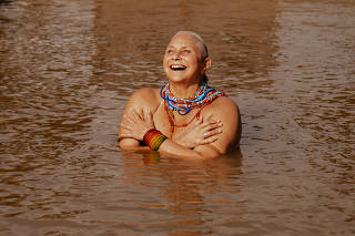 Cantora Fafá de Belém