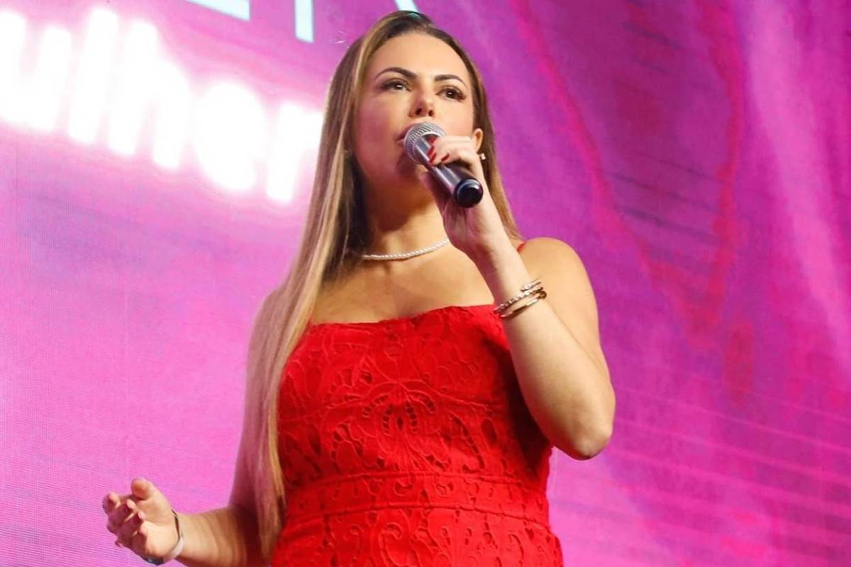 Primeira-dama da cidade de SP participa de fórum de mulheres no Caribe
