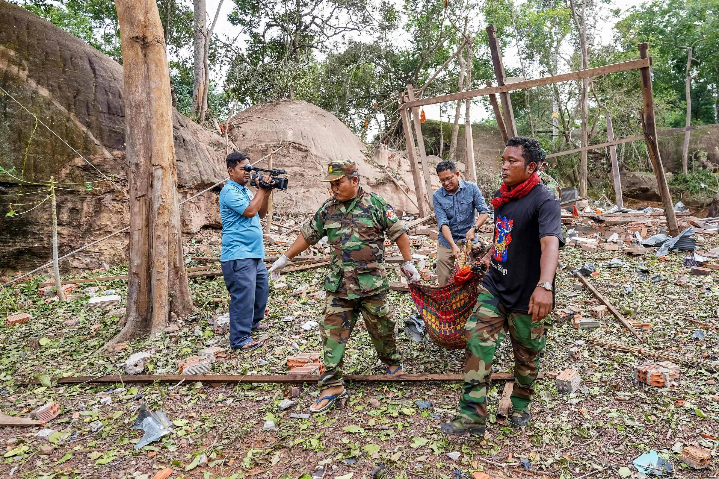 Tailândia alerta para risco de guerra após escalada de confrontos com Camboja