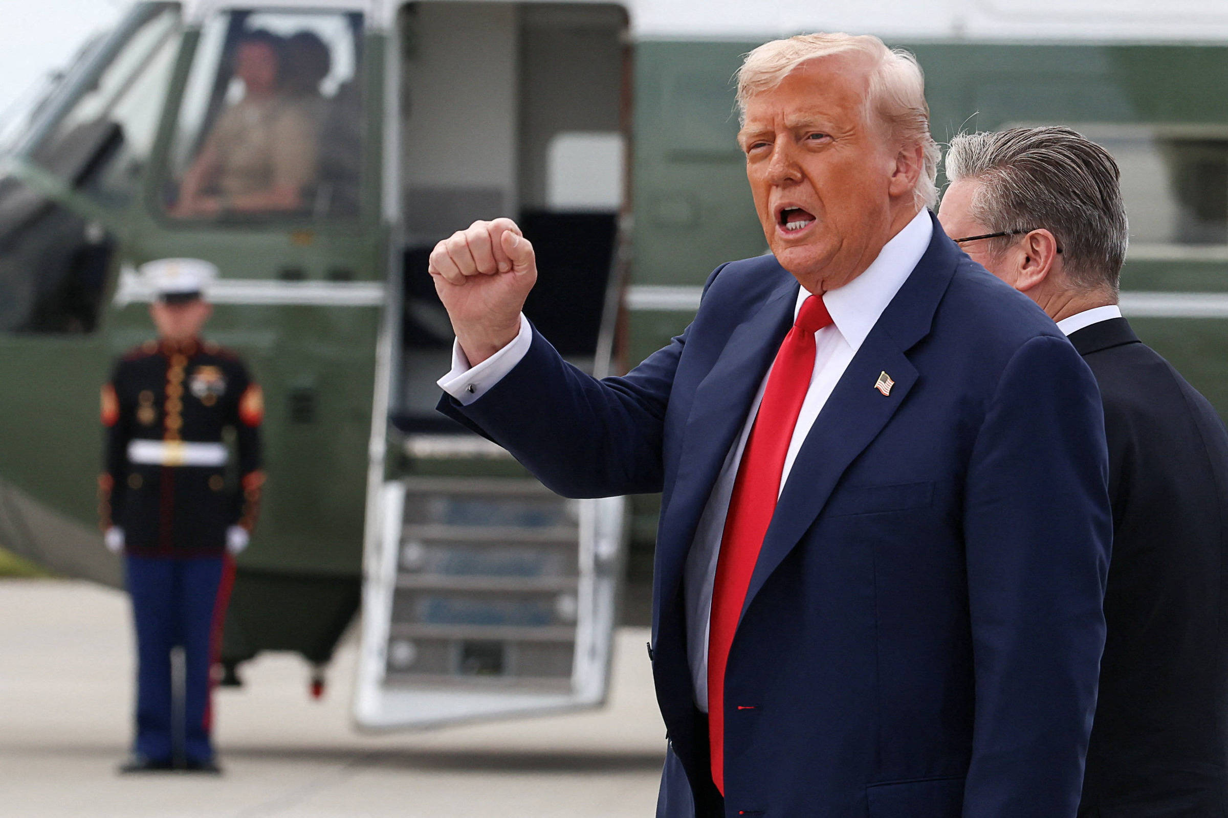 Ministros avaliam que é melhor Trump implementar taxas já em agosto do que suspense sangrar o Brasil