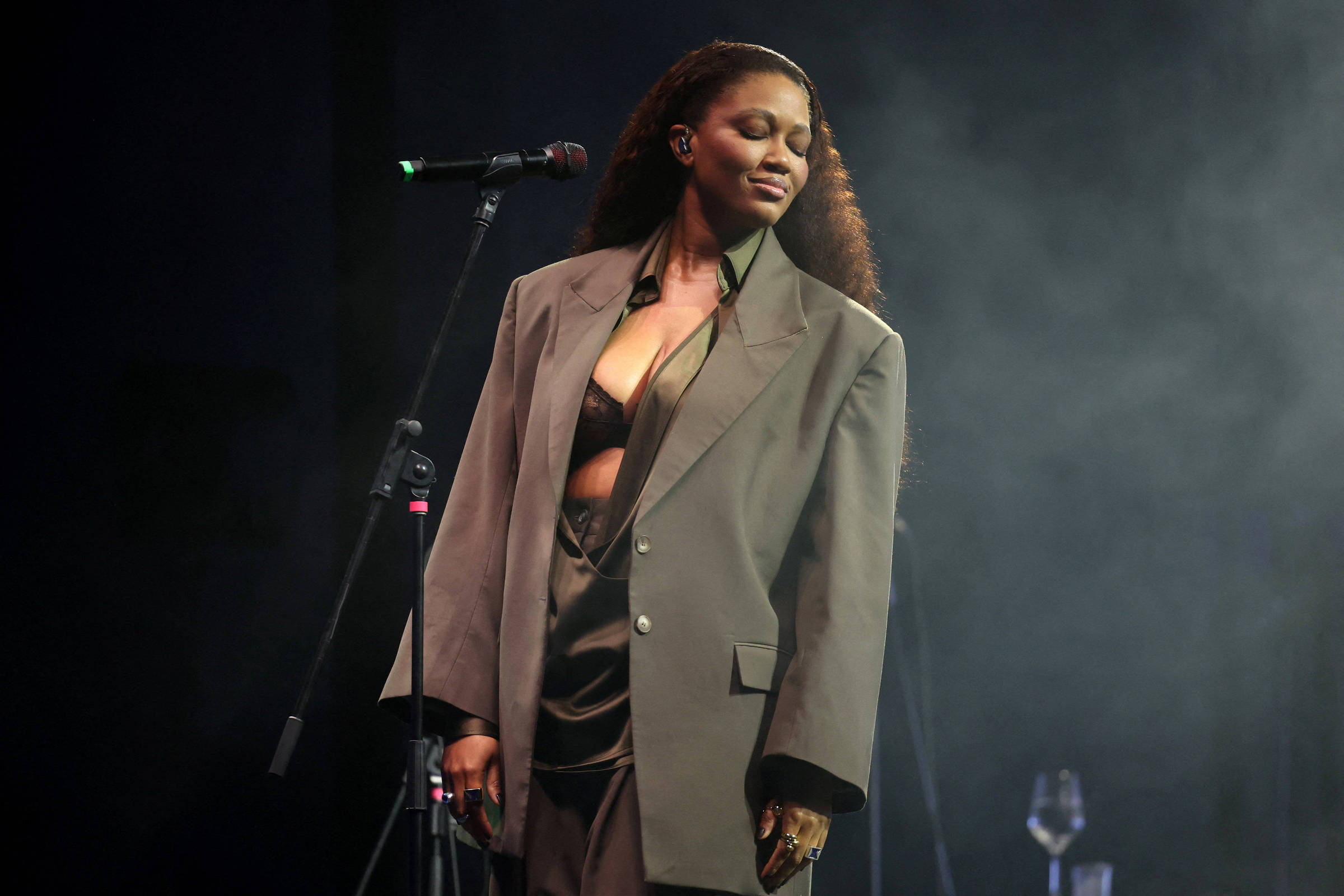 Cultura Inglesa Festival tem show de Luedji Luna em outubro; veja programação