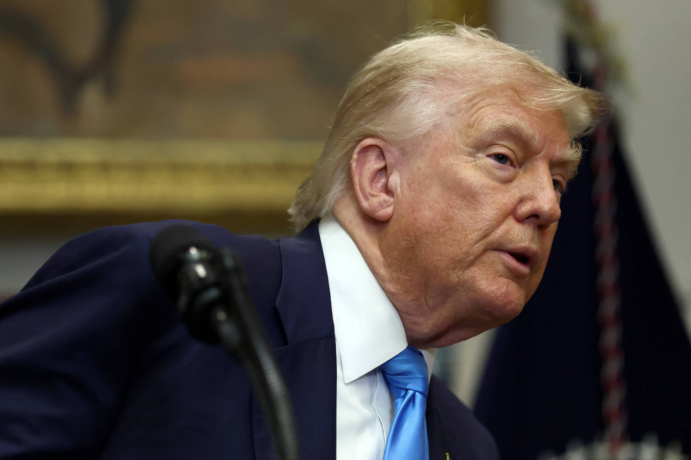 Trump bate, mantém ameaça política grave e assopra, mas Lula faz pontos