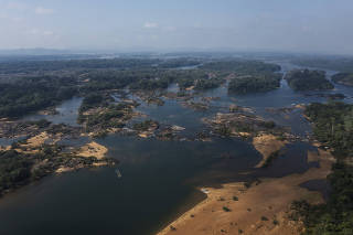 Trecho da Volta Grande do Xingu na TI Paquiçamba, na barragem de Belo Monte
