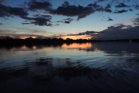 https://f.i.uol.com.br/fotografia/2025/08/01/1754081742688d29ce0fd16_1754081742_3x2_th.jpg