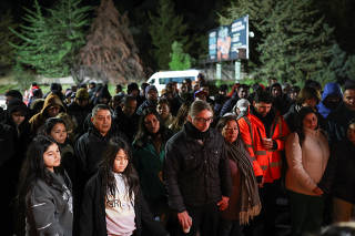 Efforts continue to reach miners trapped in Codelco's El Teniente copper mine following tremor