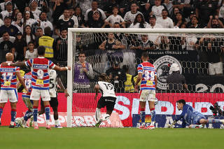 Brasileiro Championship - Corinthians v Fortaleza