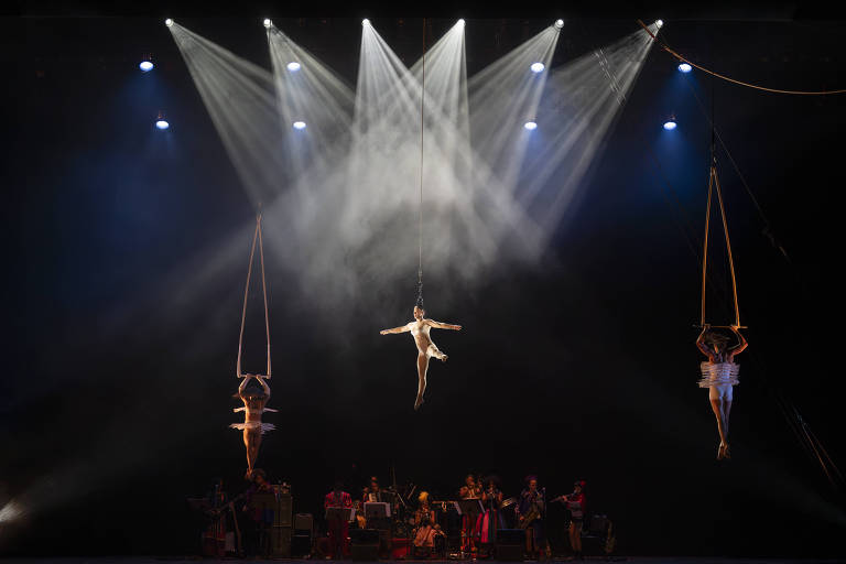 Acrobatas idosos e artistas LGBT+ protagonizam festival de circo do Sesc SP