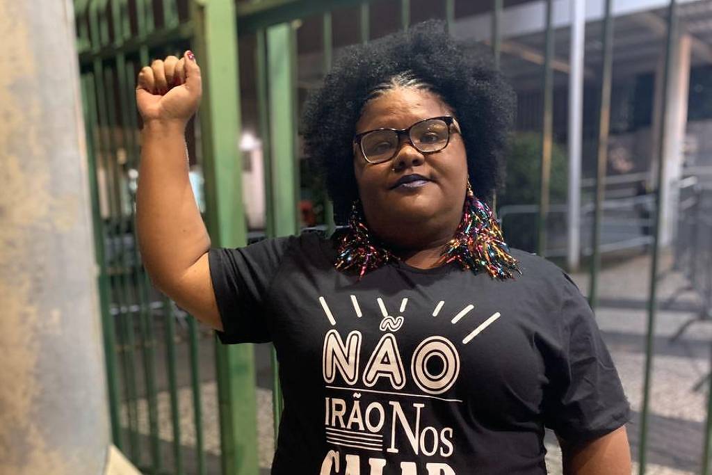 Vereadora do PSOL pede título de persona non grata para Eduardo Bolsonaro em SP