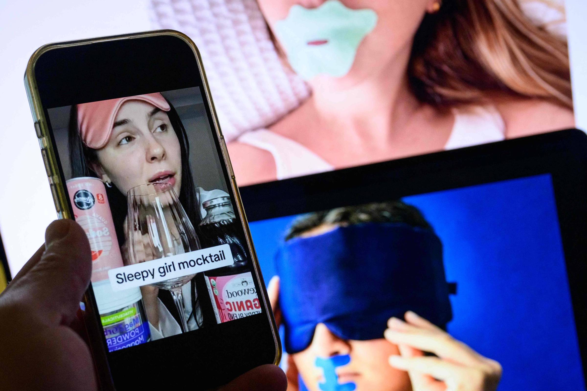 Tendência 'sleepmaxxing' promove práticas extremas de sono sem respaldo científico