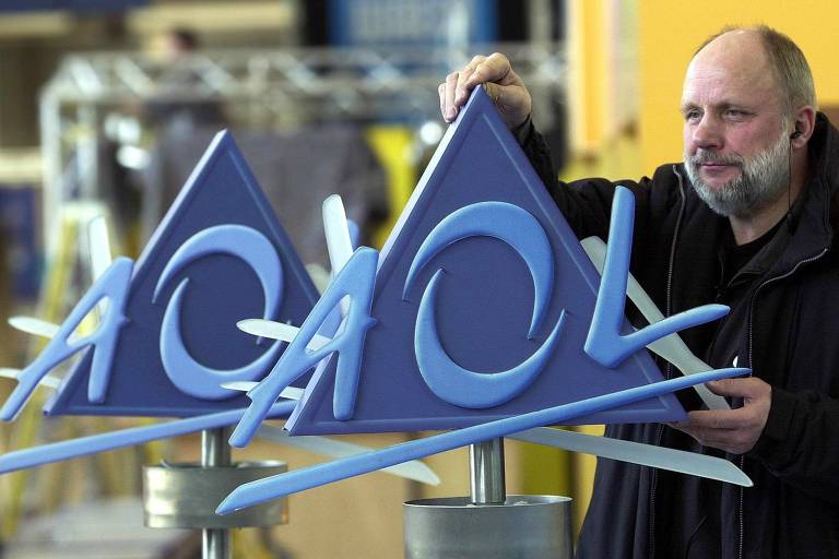AOL, ícone dos anos 1990, encerra serviço de internet discada após 30 anos
