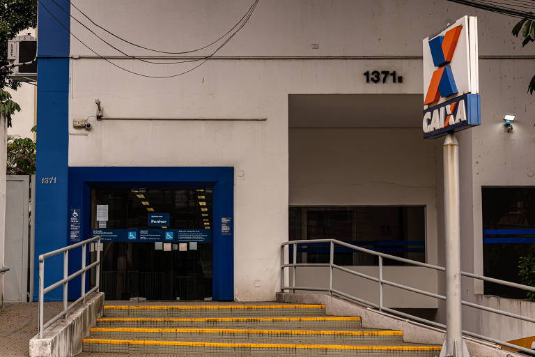 PF faz operação contra fraudes no INSS envolvendo ex-funcionários da Caixa; veja como era o esquema