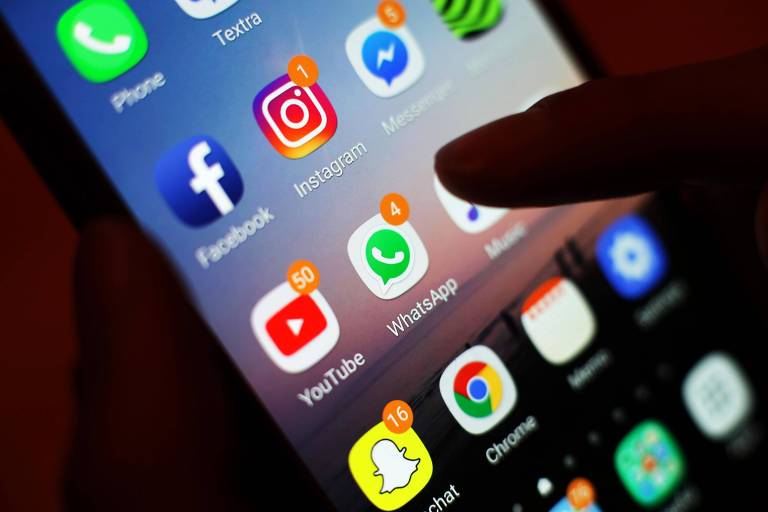 Governo Lula foca combate a crime online e deixa regulação de redes em segundo plano