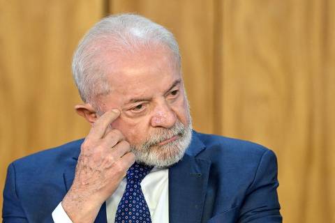 Para 35%, culpa do tarifaço é de Lula; 22% acham que é de Bolsonaro, e 17%, de Eduardo, aponta Datafolha
