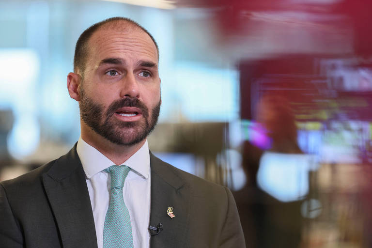Eduardo Bolsonaro diz que EUA podem impor novas sanções e até mais tarifas ao Brasil