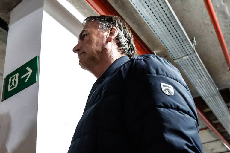 Relatório da PF que indiciou Bolsonaro traz diálogos do ex-presidente; leia íntegra