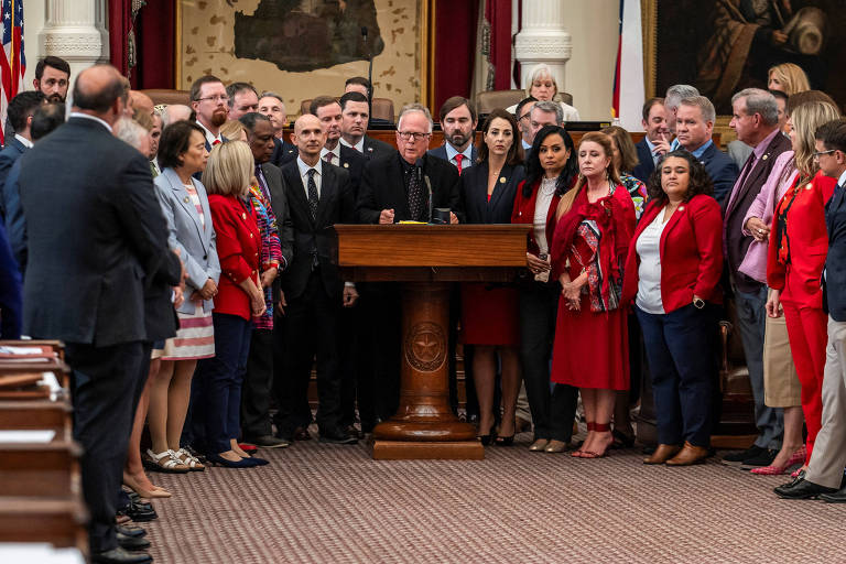 Texas aprova mudança no mapa eleitoral defendida por Trump que beneficia republicanos em eleições