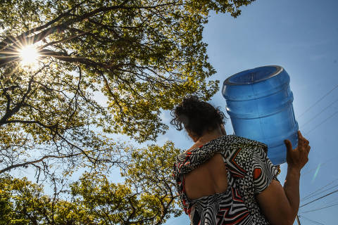 18 milhões vivem em lares que usam rede geral, mas que não recebem água diariamente