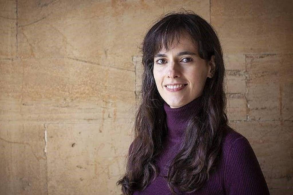 'Muitos adolescentes nem imaginam como é viver com privacidade'